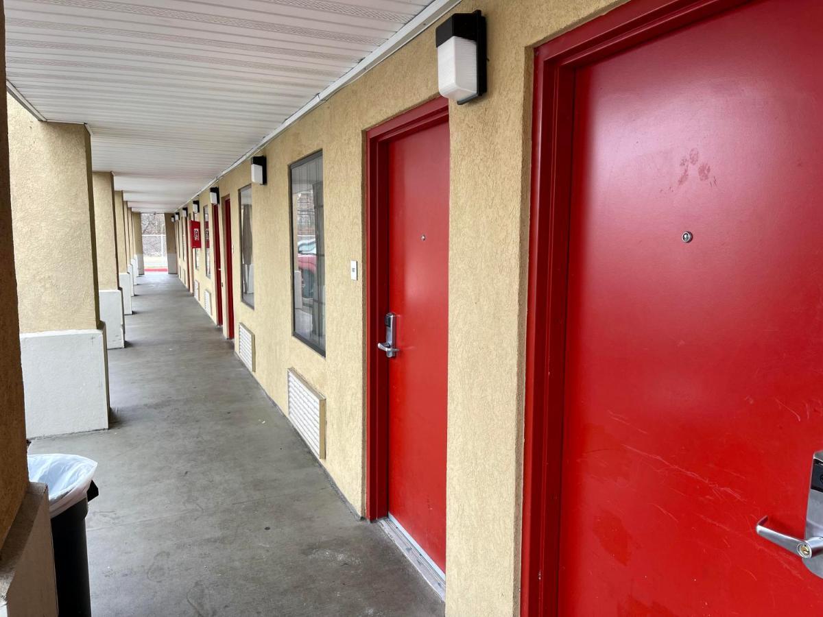 Red Carpet Inn Philadelphia Airport Lester Exterior foto